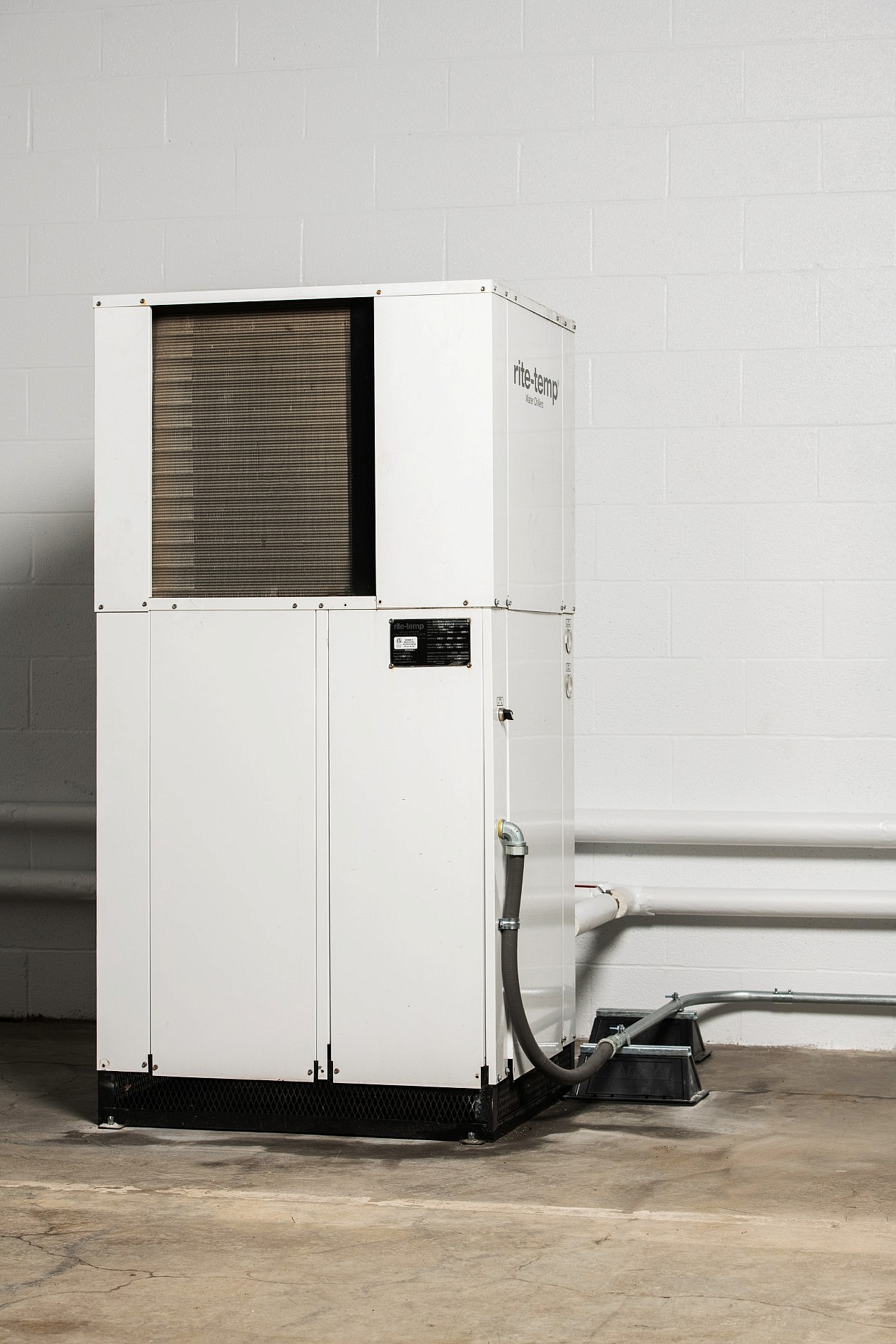 Electrician, Electrical, Electrical work, Electrical Photographer, Construction Photography, Small Business, Small Business Photographer, Small Business Photography, Downtown Frederick, Whiskey, Distillery, Tenth Ward Distillery, Progress Photos, Progress Photographer, Time-lapse Photographer, Electrician Photographer, Commercial Photography, Mash Tun, Distilling, Frederick MD, Maryland, DMV